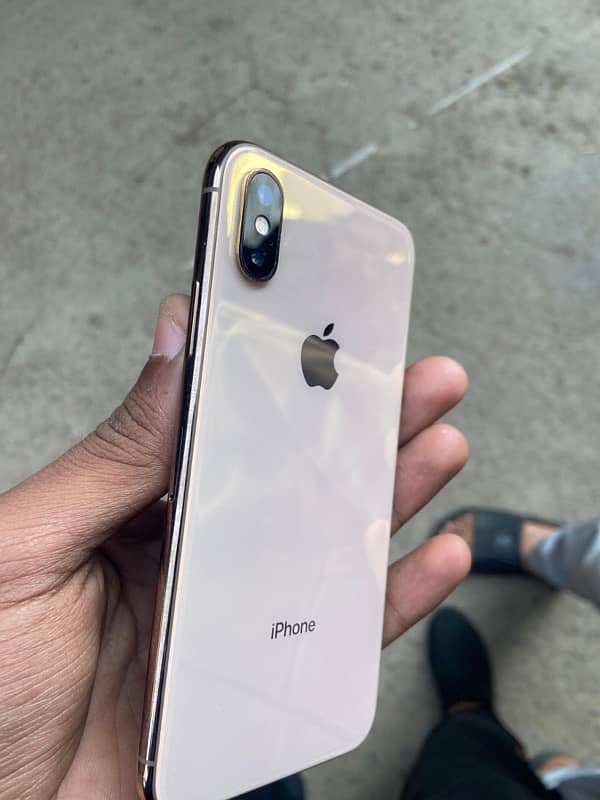 iPhone XS gold 64Gb FU 4