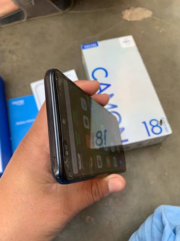 Tecno 18 premier 8/256 with box 10