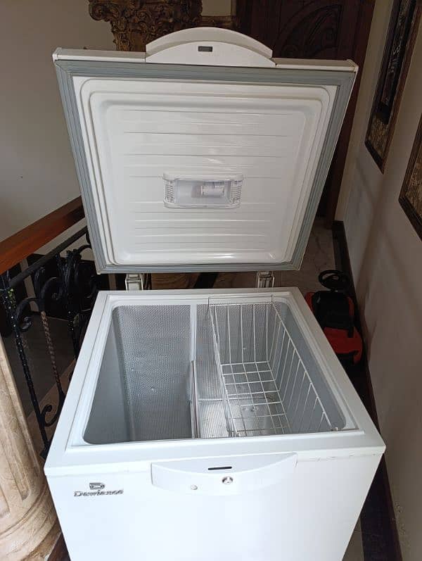 Dawlance single door deep freezer like new. 3