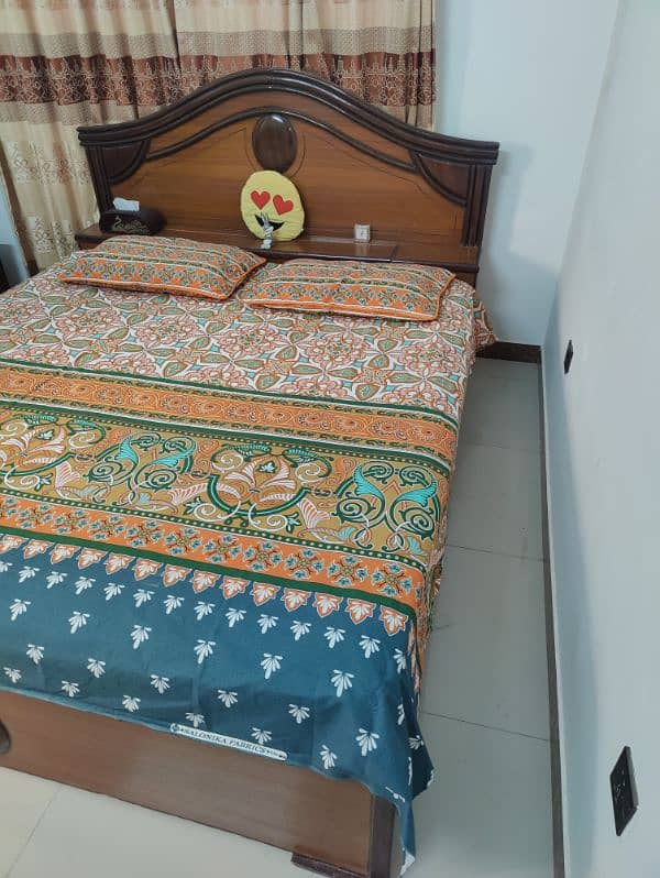 Bed zabardast condition 1