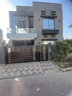 5 Marla House For Rent In Block AA Bahria Town Lahore