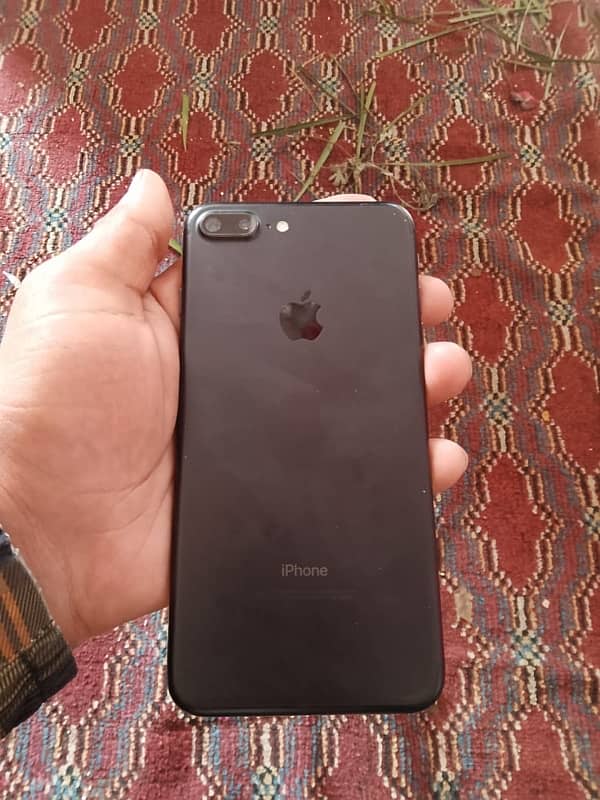 I phone 7plus panel change he 128 gb all ok with box cable 1