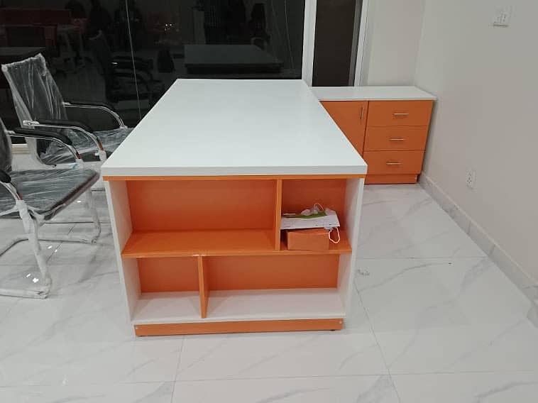 Executive Table/Manager Table/CEO Table/Office Furniture 9