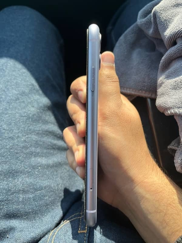 iPhone 11 64gb Non Pta Purple Factory Unlocked 3