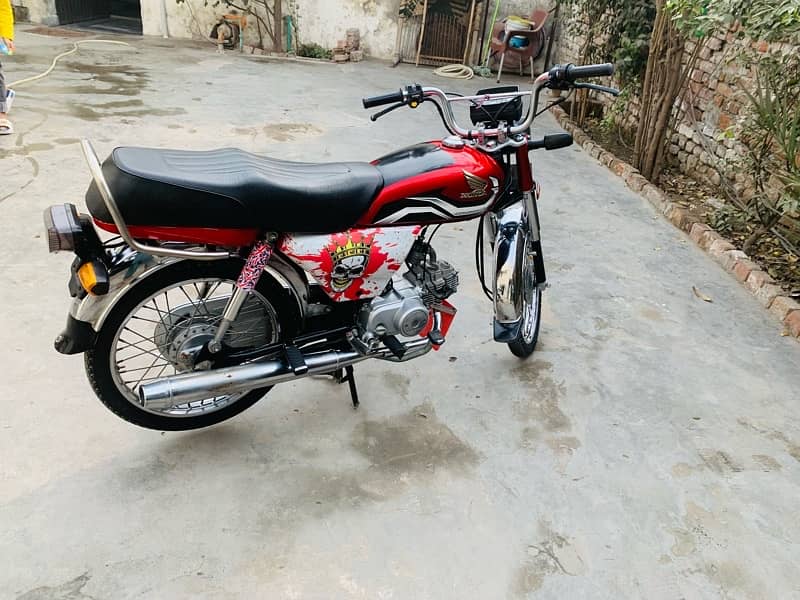 honda 70 first owner  drive only 8000 km 3