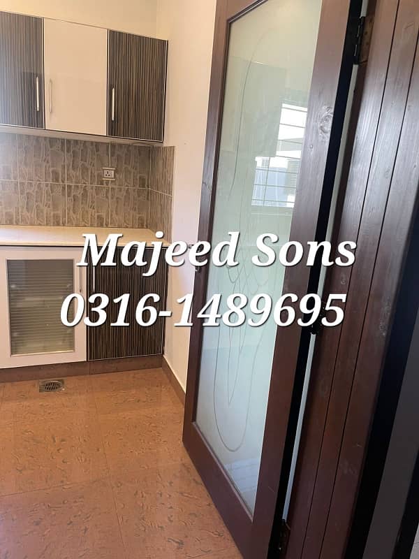 10 marla upper portion is available for rent in Tariq Gardens 9