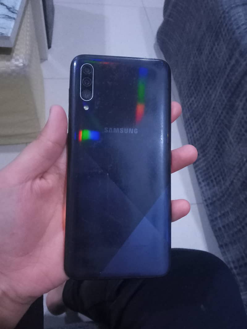 Samsung Mobile A30s 1