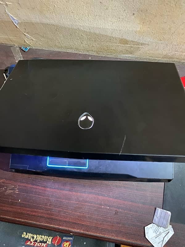 Dell Alienware Gaming Laptop Core i7 2nd gen 6