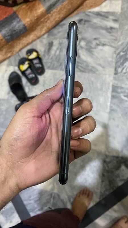 iphone 11 pro max pta approved 64gb 1