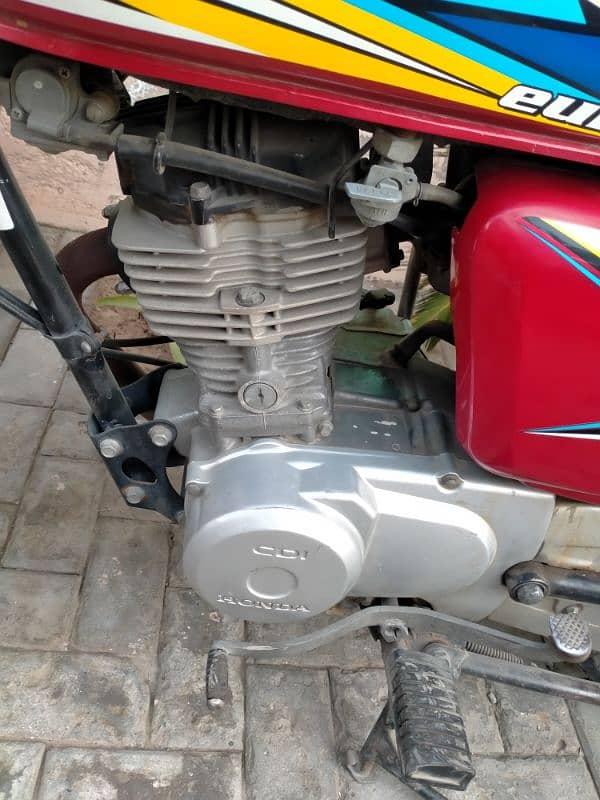 i am sale my honda 125 just new condition 1