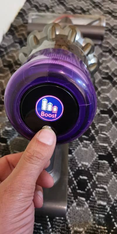 Dyson v11 Absolute 10/10 condition 6