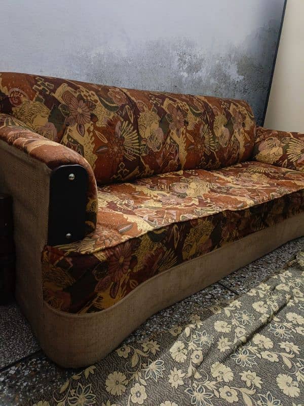 local sofa 1