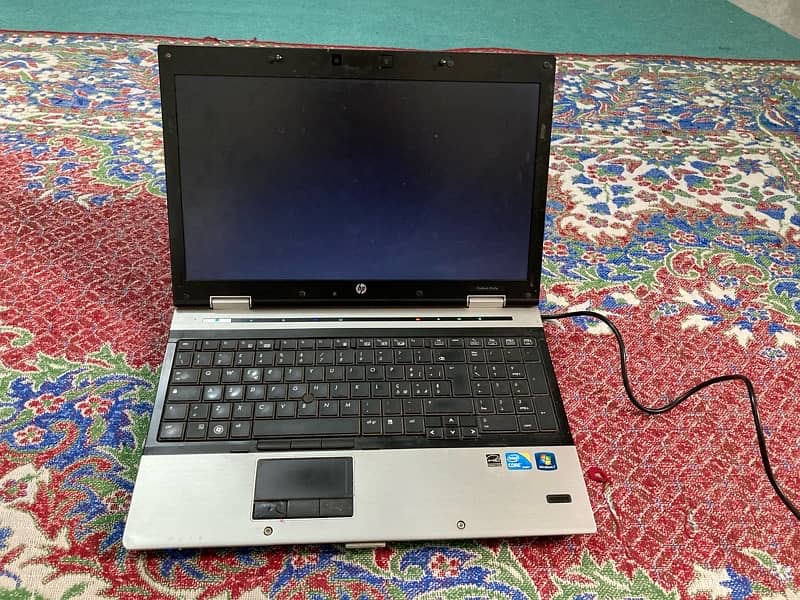 Laptop for sale Core i7 1 gen 3