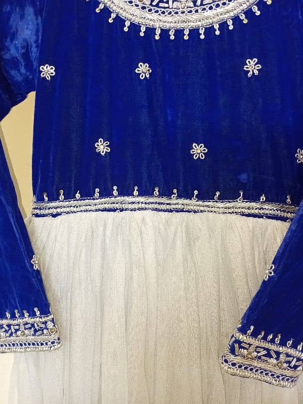 royal blue maxi with dabki naqshi embroidery 4