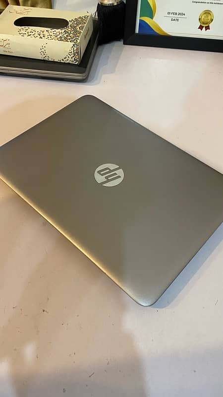 HP elitebook 820 G3 for sale 3