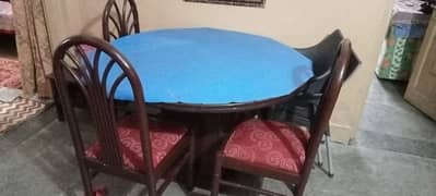 dining table. contact no 03202200386