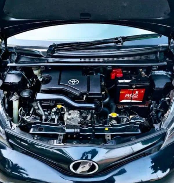 Toyota Vitz 2015 7