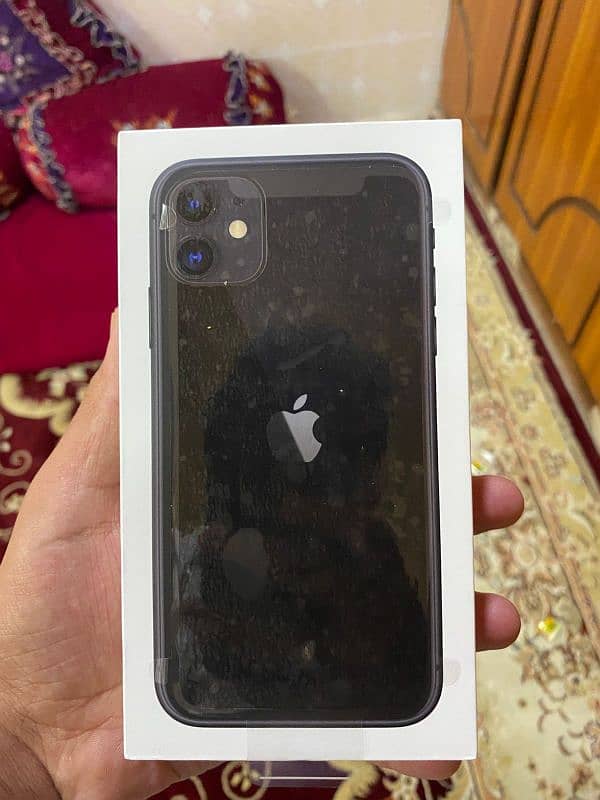 iPhone 11 JV NON PTA 64 GB 4