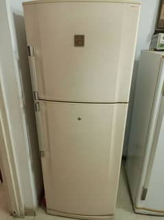 Dawlance fridge DW 47