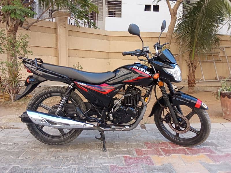 Suzuki GR 150 Model 2022 1