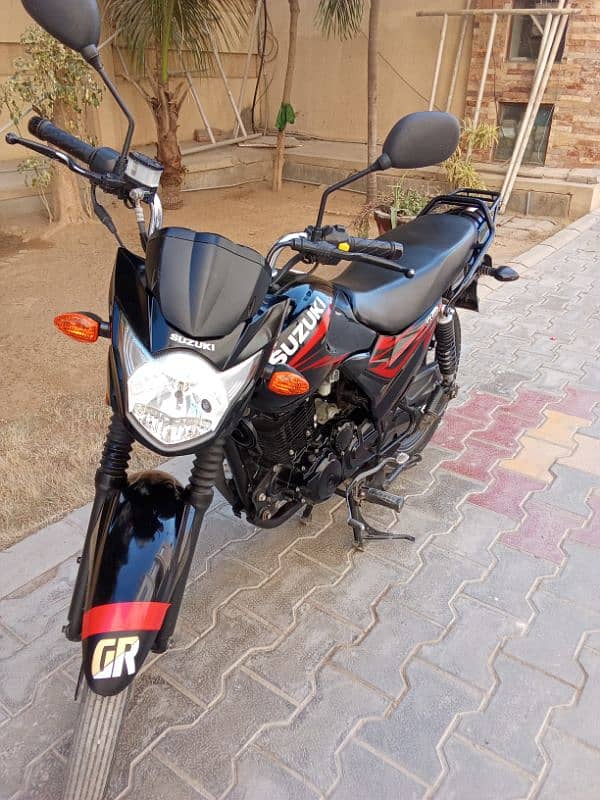 Suzuki GR 150 Model 2022 3