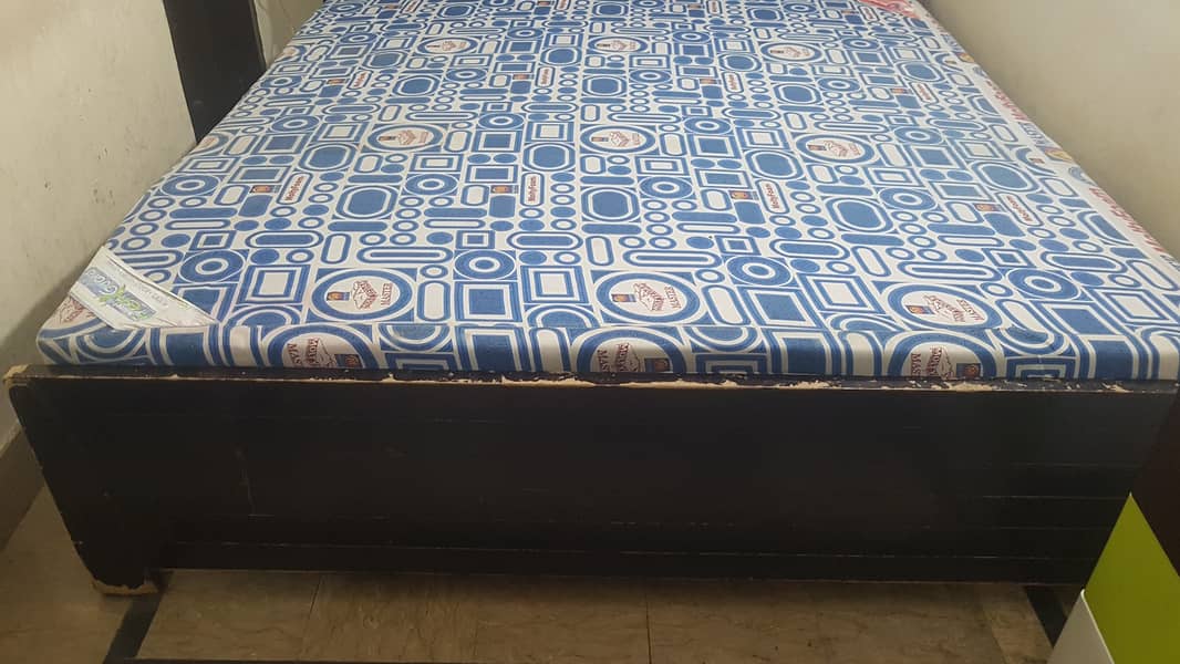 Queen Size Wooden Bed w Side Tables, Mattress foam, Wardrobe, Showcase 4