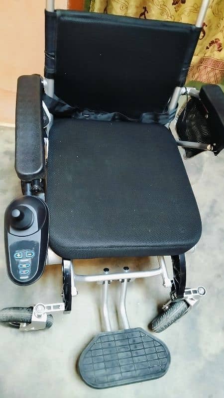 Eectric   wheelchair 5