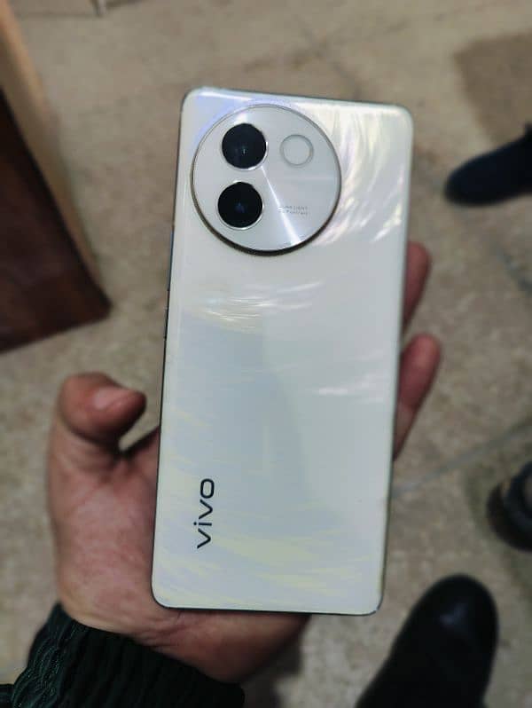 vivo v30e 10/10 condition 2