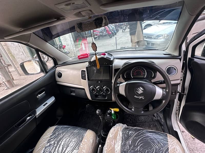 Suzuki Wagon R 2019 12