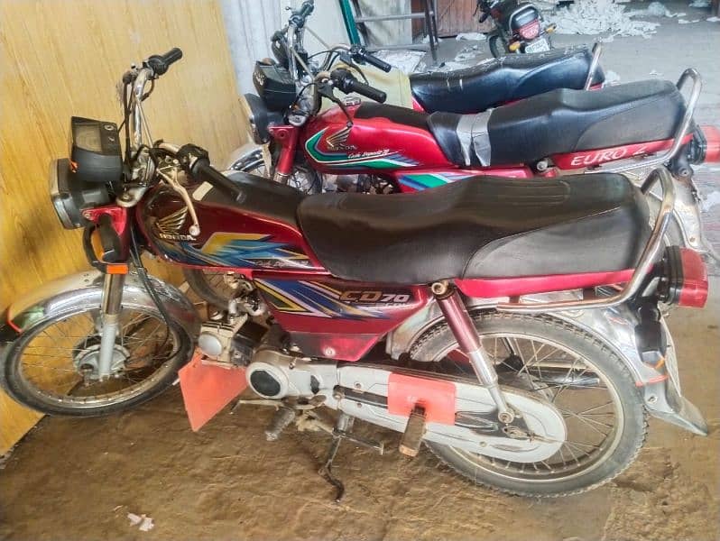 Cd 70 2021 model bohat pyari bike har chez working karti 03217699114 0