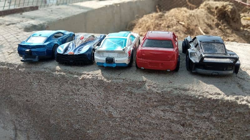 Hot wheels and matchbox metal cars 1