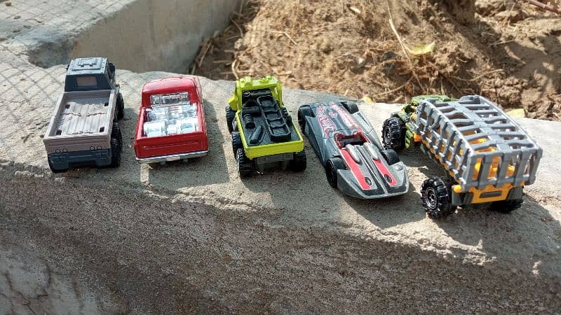 Hot wheels and matchbox metal cars 4