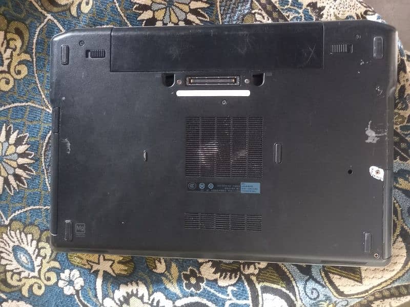 Laptop for sale i3 5th generation 3