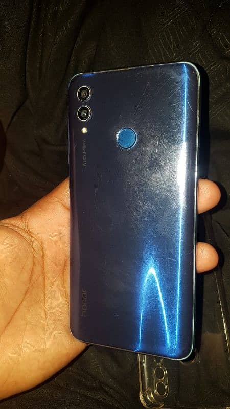 Honor 10 lite all okay ha no issues 4