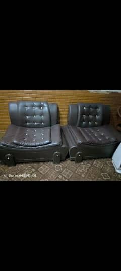 7 seater leather sofa new condition for sale