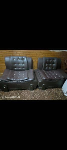 7 seater leather sofa new condition for sale 0