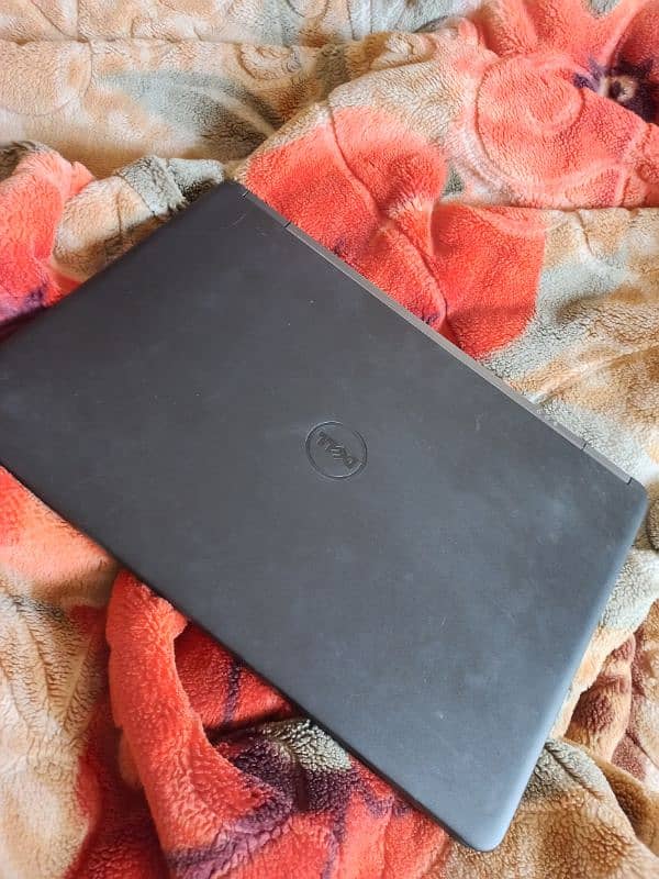 Dell Latitude E7450 1