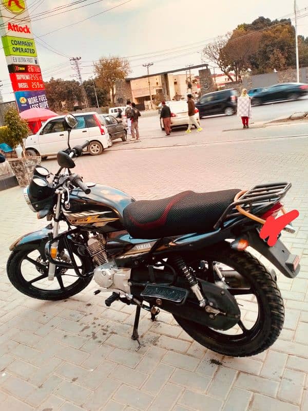 YAMAHA YBZ125 DC 4