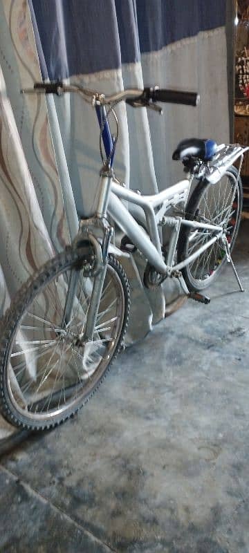 HOME USE SHAKHO WALI  BYCYCLE SIZE 20 "INCH URHENT SALE 2