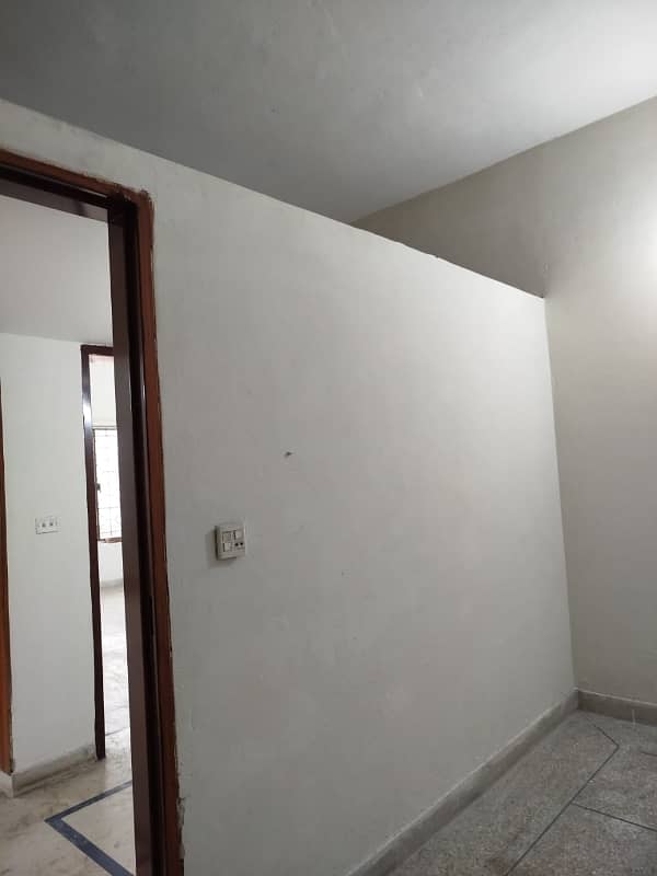 1 Kanal Upper Portion Available For Rent In Pia Society 9