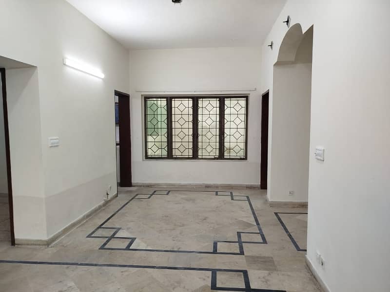 1 Kanal Upper Portion Available For Rent In Pia Society 11