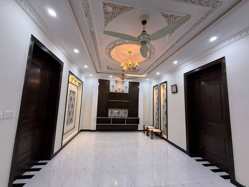 10 Marla New house for sale In dha phase 8 ex park view 2