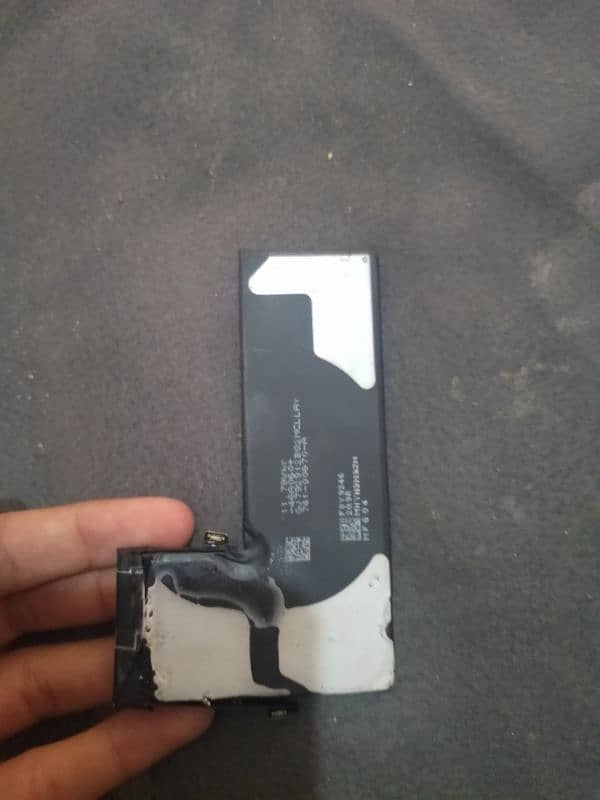 iPhone 11pro used battery for sale all okay working perfectly 2