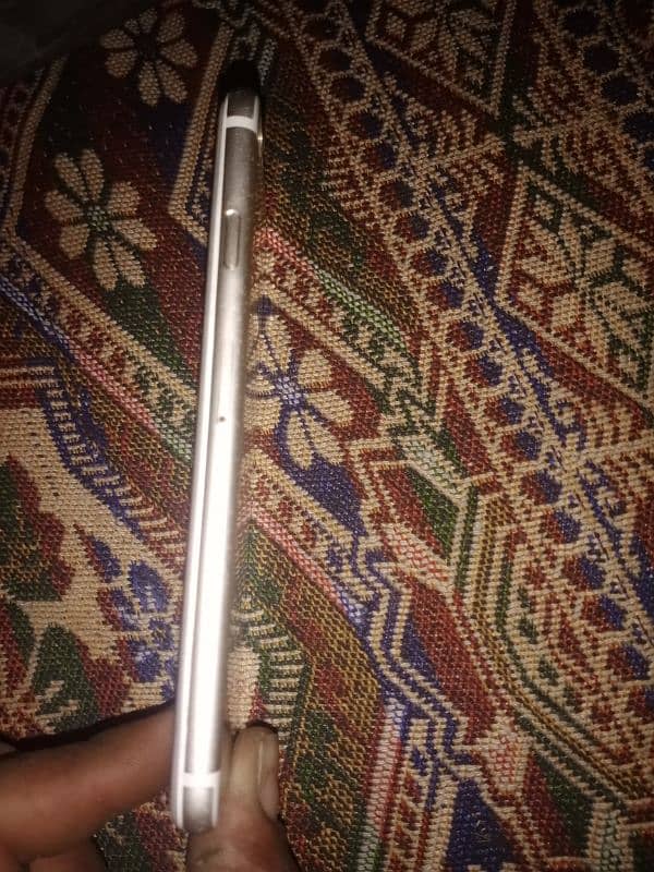 for sell iphone 6 WhatsApp number 03044611888 3