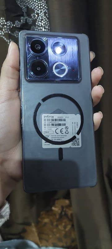 Infinix Note 40 8+8/256 with complete box 2