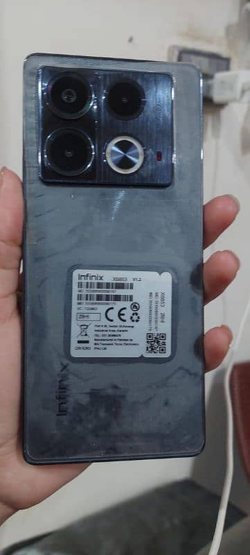 Infinix Note 40 8+8/256 with complete box 3