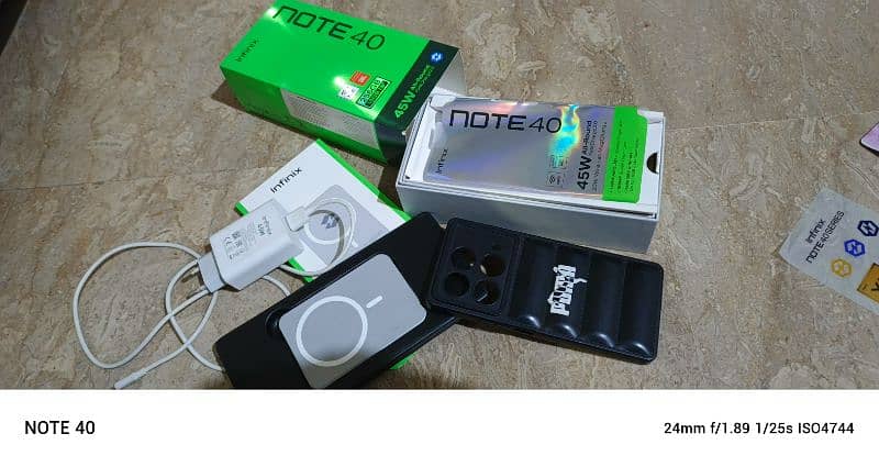 Infinix Note 40 8+8/256 with complete box 8