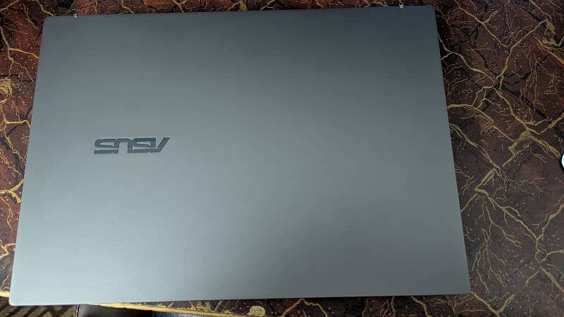 asus ZenBook q415ma i5 14th gen 8/512 8