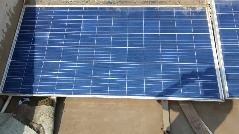 1 Solar Inverter 3 Solar Plates 3