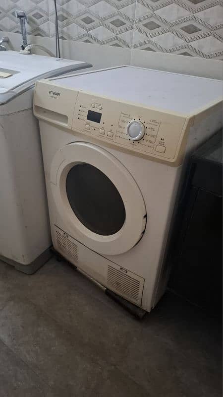 excellent condition washer and dryer 4